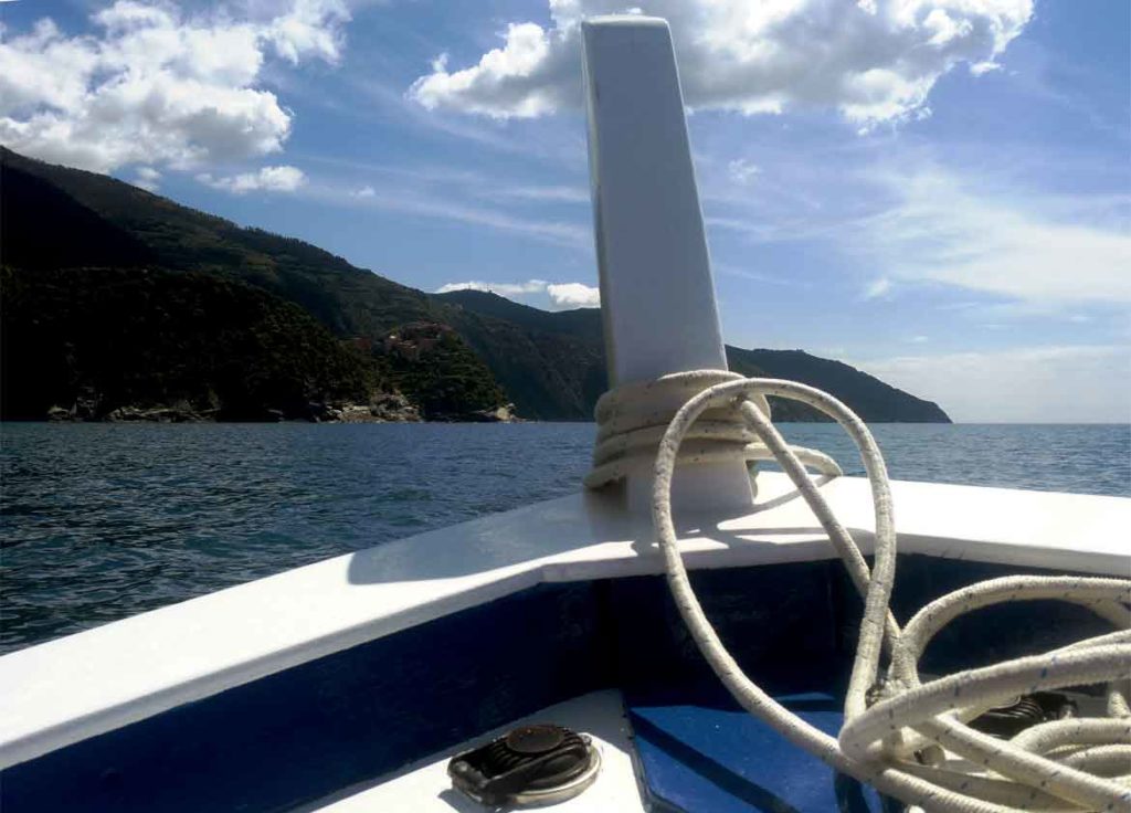 cinque terre in barca