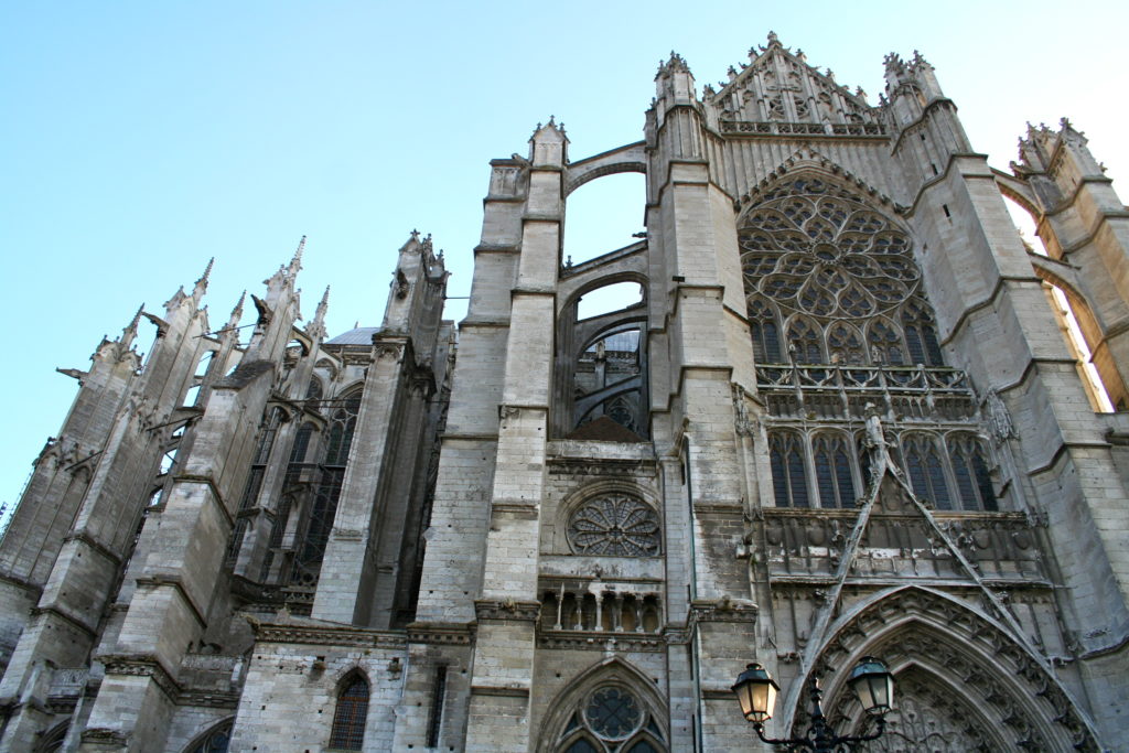 facciata della cattedrale di caen