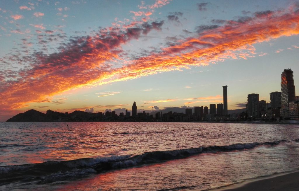 benidorm spagna guida di viaggio