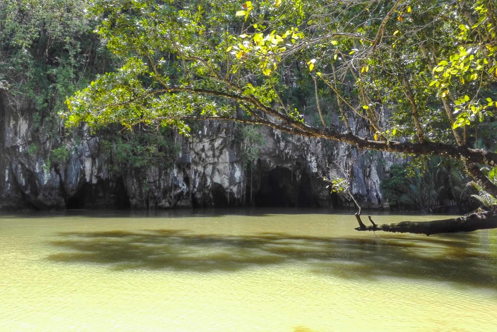 fiume sotterraneo palawan